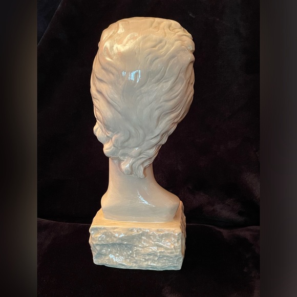 Rare Vintage 1979 Large Ceramic Female Bust - Picture 3 of 6